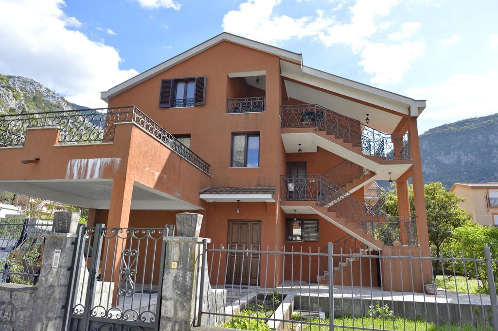 Apartment Damjan Kotor Eksteriør bilde